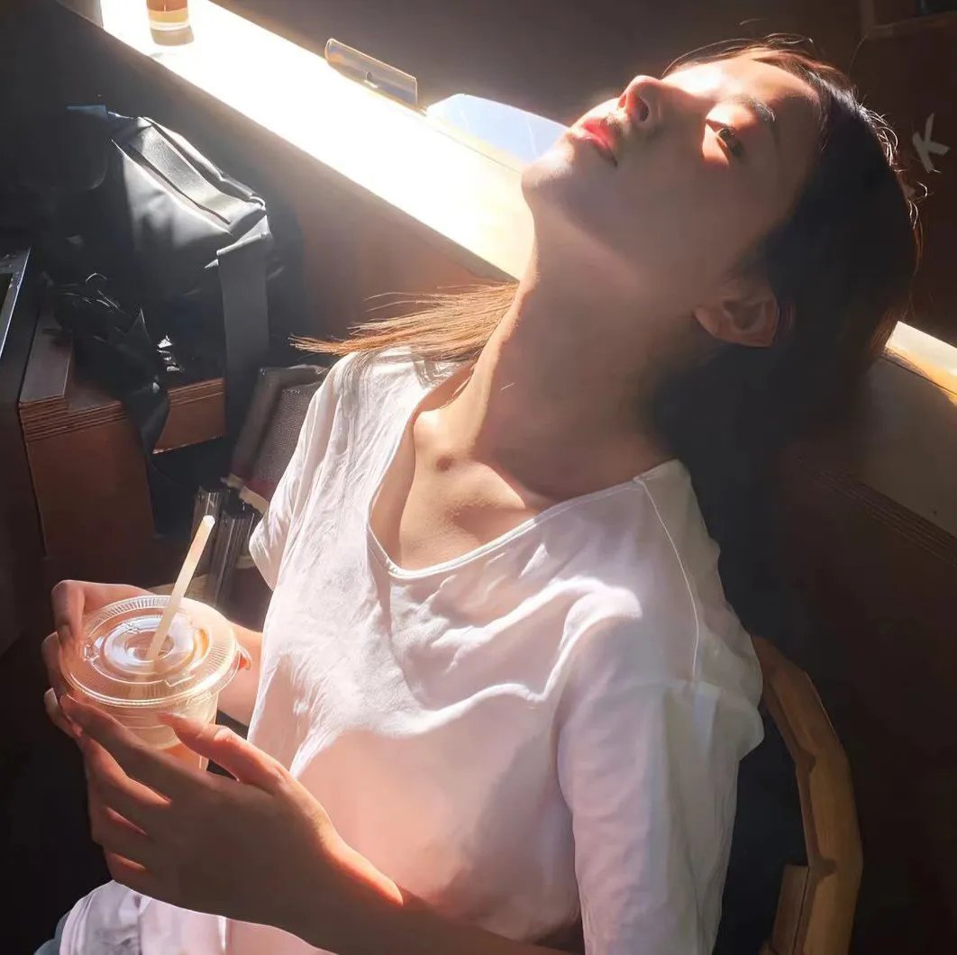 春闺怨女